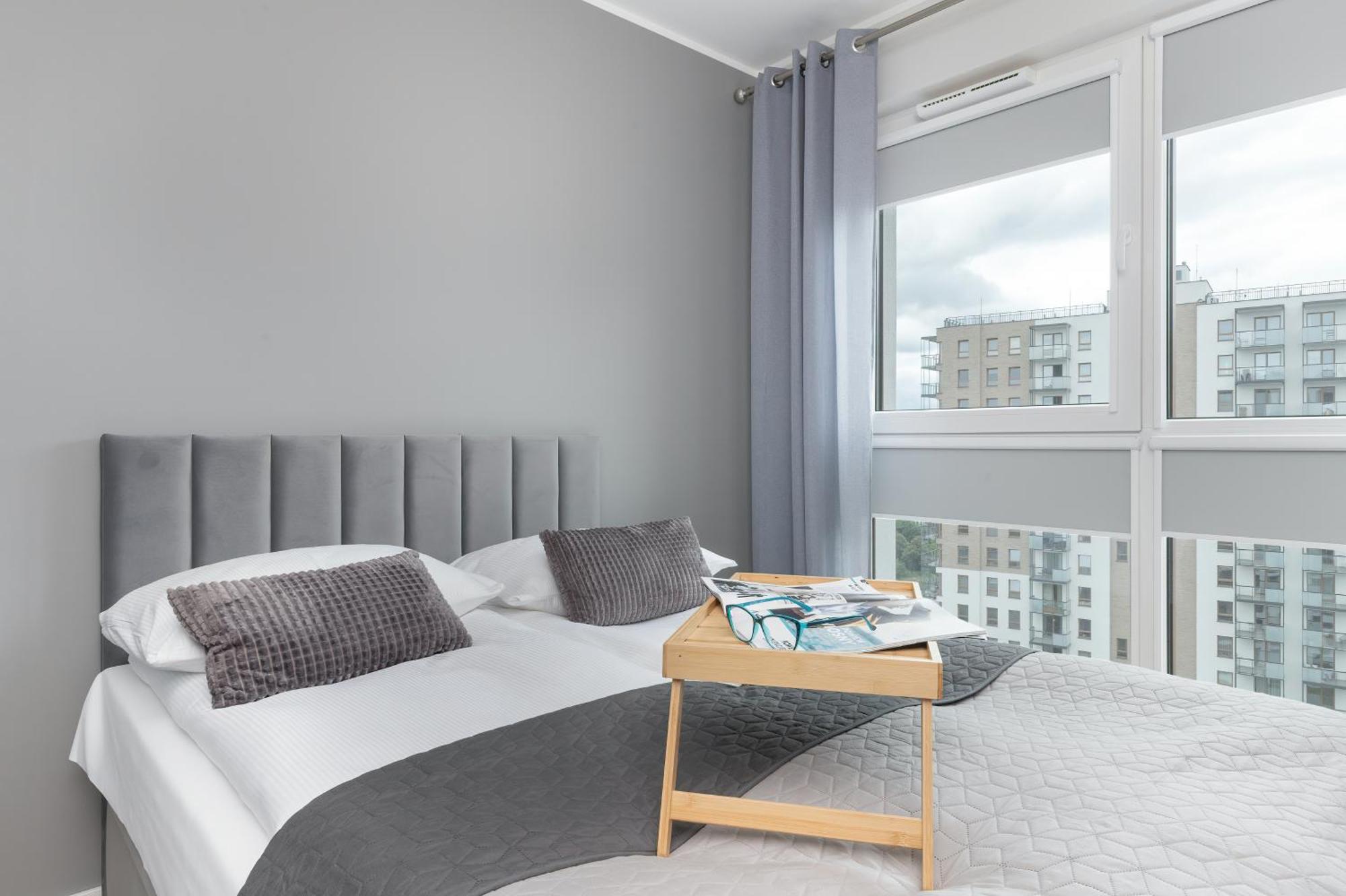 Apartment Nowa Letnica Comfortable With Balcony & Parking By Renters *