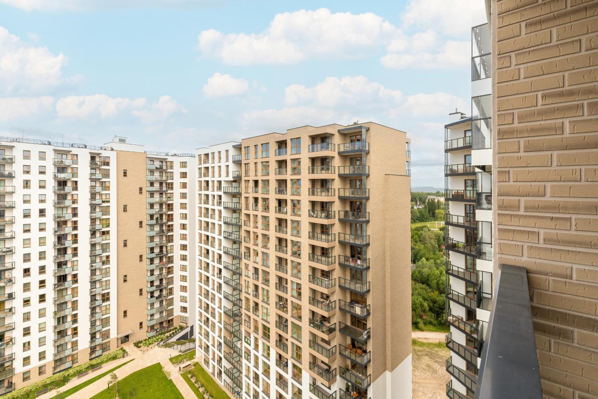 Nowa Letnica Comfortable With Balcony & Parking By Renters Danzig