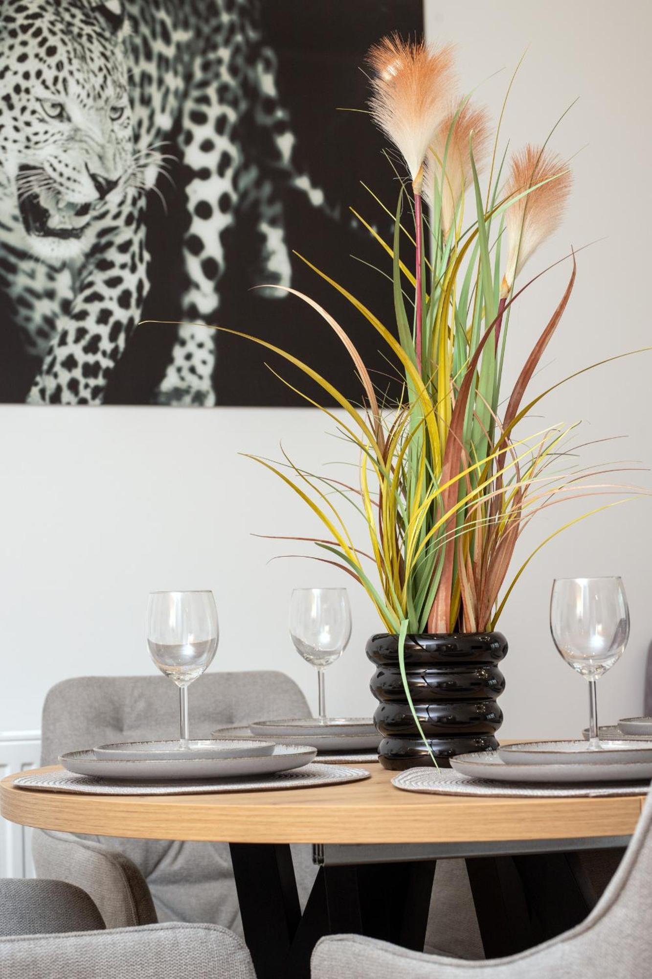 Nowa Letnica Comfortable With Balcony & Parking By Renters Lejlighed Gdańsk